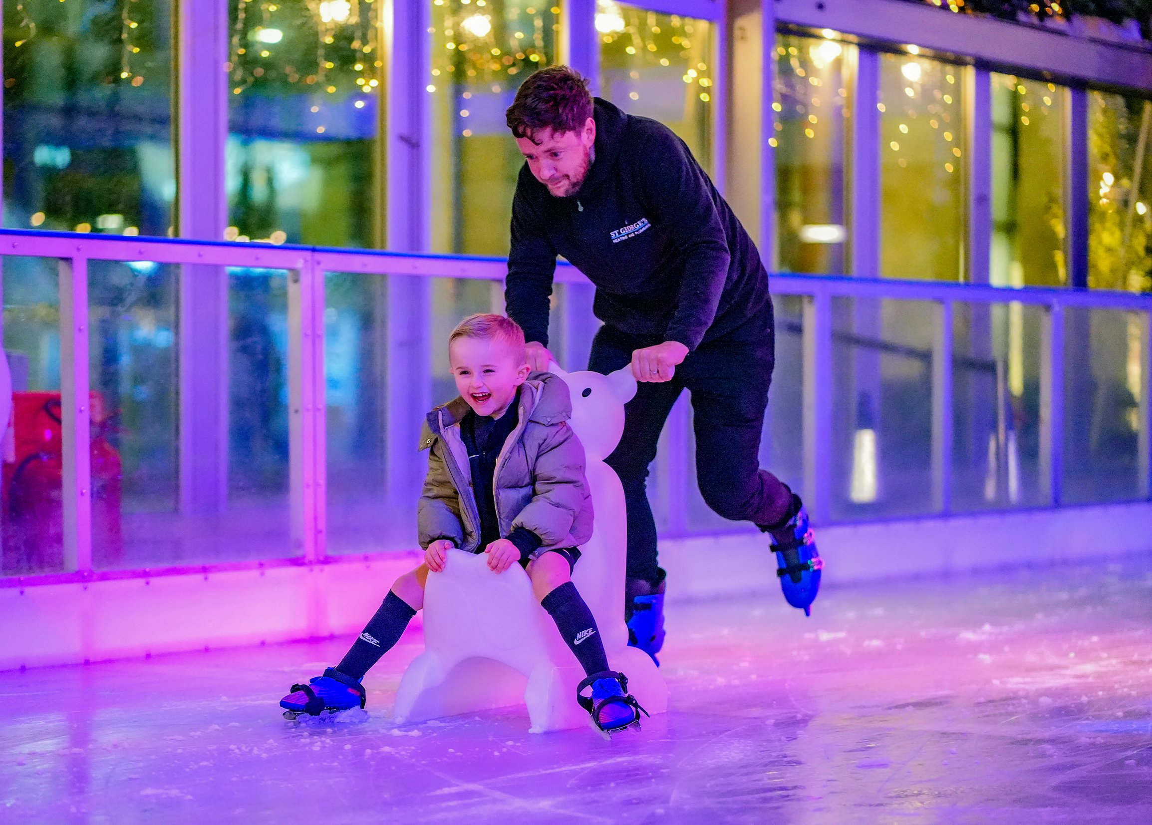 Festive fun arrives with Willen On Ice